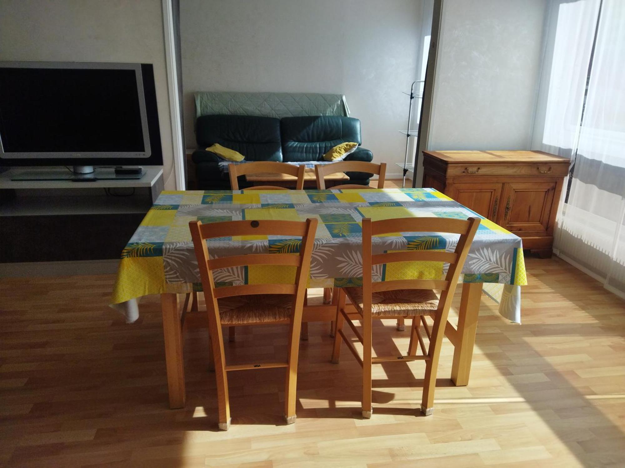 Le Puy De Dome Apartment Clermont-Ferrand Bagian luar foto