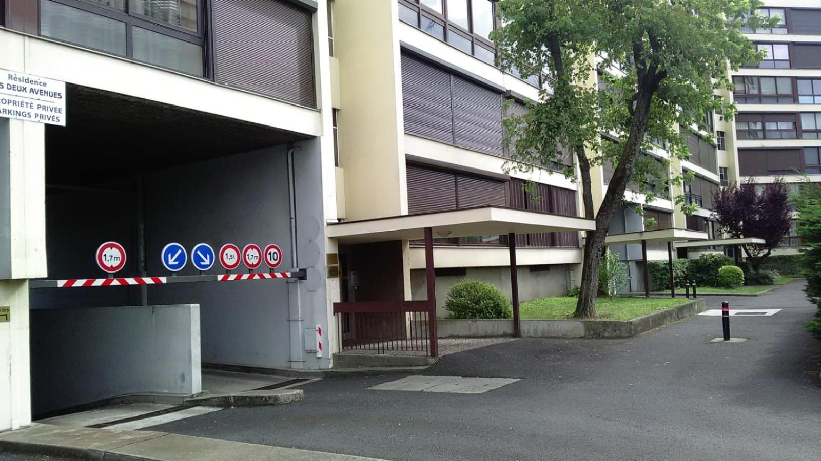 Le Puy De Dome Apartment Clermont-Ferrand Bagian luar foto